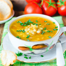 3 простых рецепта постного горохового супа. Видео подборка