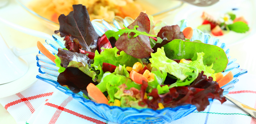 Легкие диетические салаты из овощей